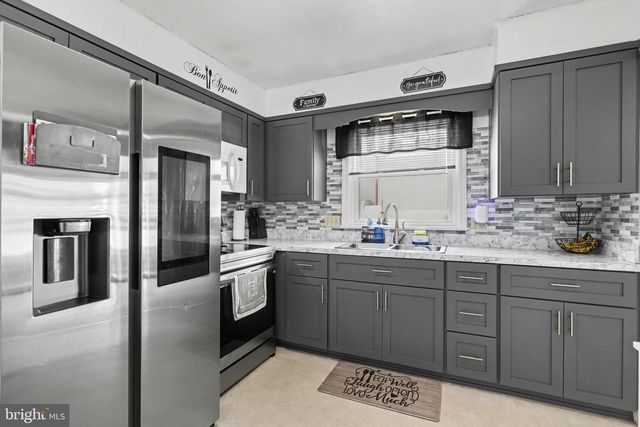 3405 COLUMBIA AVE, Lancaster, PA 17603