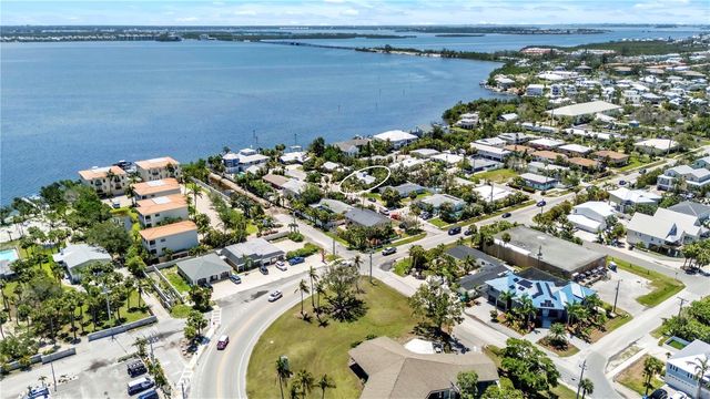 205 PEACOCK LANE A, Holmes Beach, FL 34217