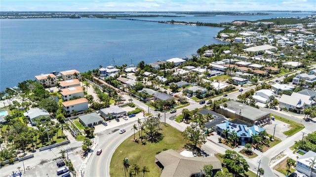 205 PEACOCK LANE A, Holmes Beach, FL 34217