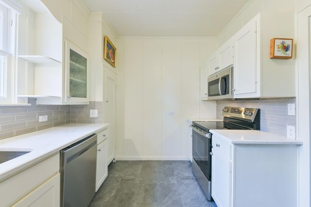 802 S Day Street, Brenham, TX 77833