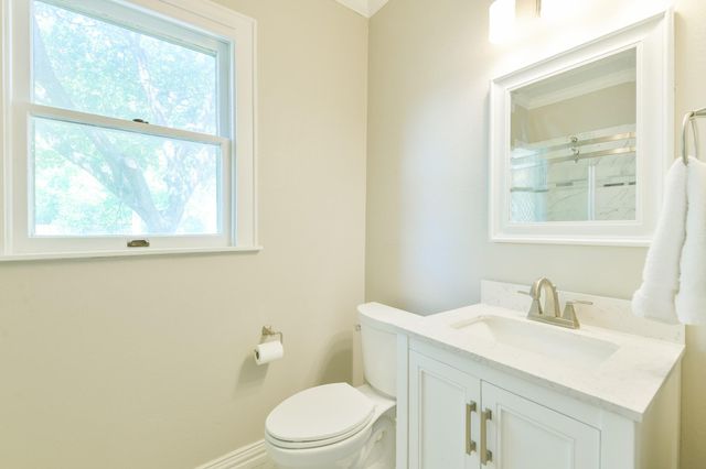 802 S Day Street, Brenham, TX 77833