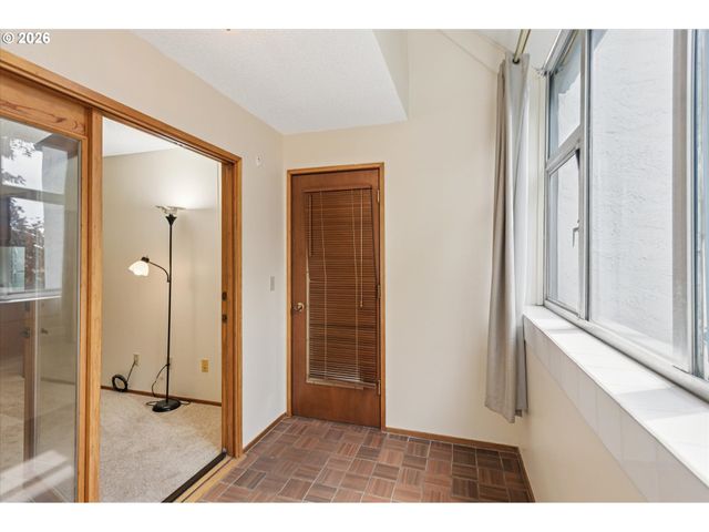 8717 Se MONTEREY Ave 209, Happy Valley, OR 97086
