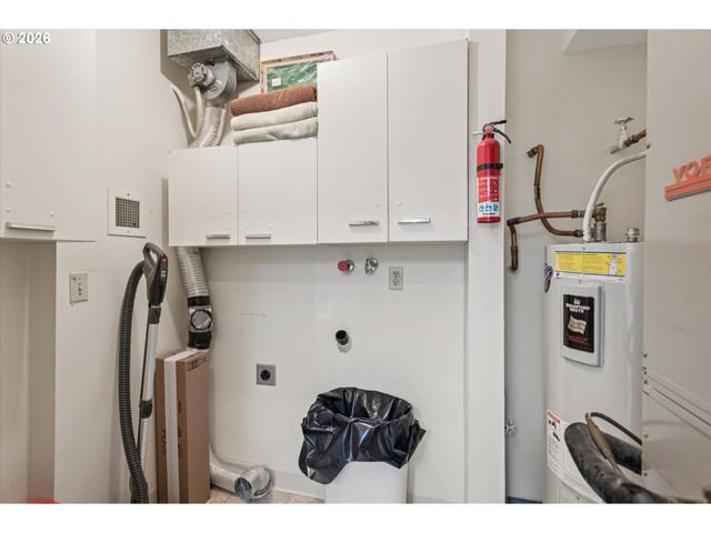 8717 Se MONTEREY Ave 209, Happy Valley, OR 97086