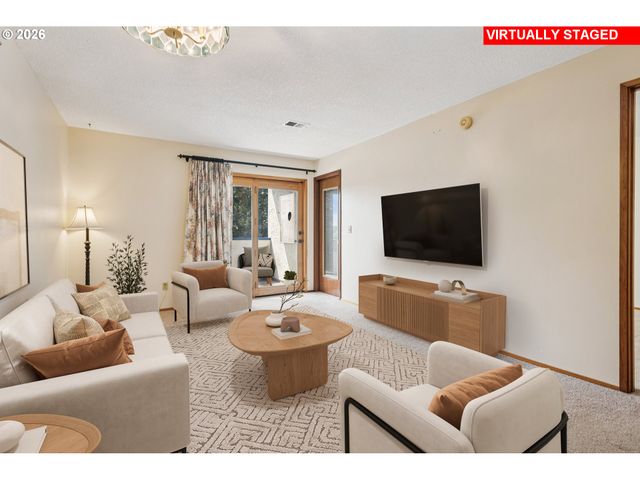 8717 Se MONTEREY Ave 209, Happy Valley, OR 97086