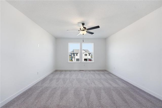 19721 W 195th Place, Spring Hill, KS 66083