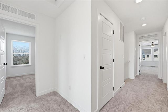 19721 W 195th Place, Spring Hill, KS 66083