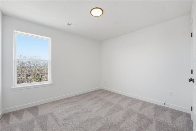 19721 W 195th Place, Spring Hill, KS 66083