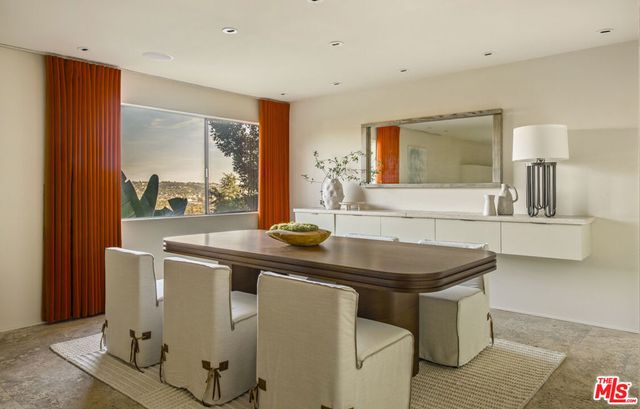 3625 Lowry Road, Los Angeles, CA 90027