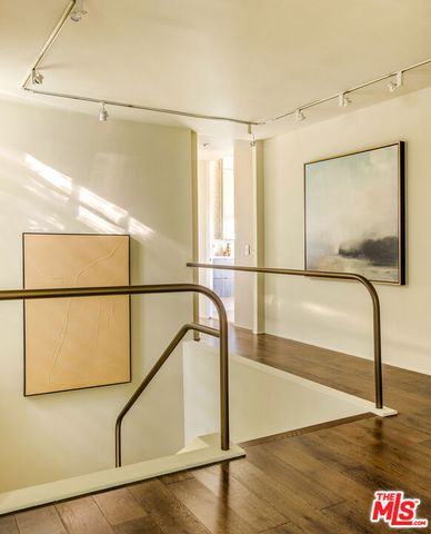 3625 Lowry Road, Los Angeles, CA 90027