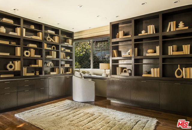 3625 Lowry Road, Los Angeles, CA 90027