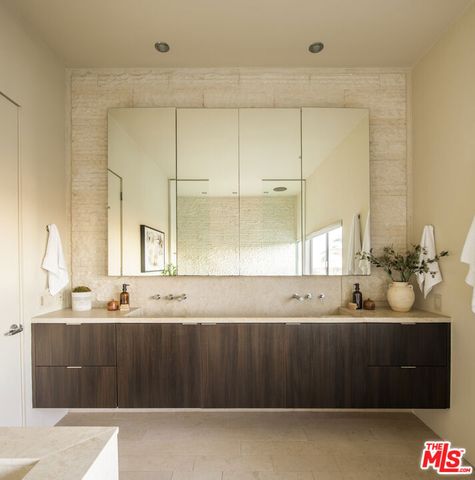 3625 Lowry Road, Los Angeles, CA 90027