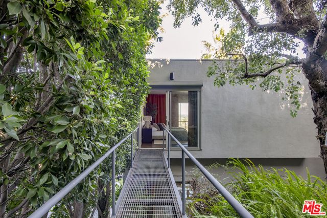 3625 Lowry Road, Los Angeles, CA 90027