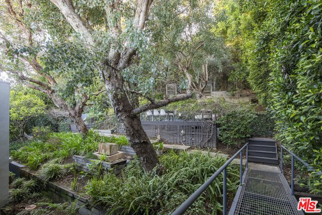 3625 Lowry Road, Los Angeles, CA 90027