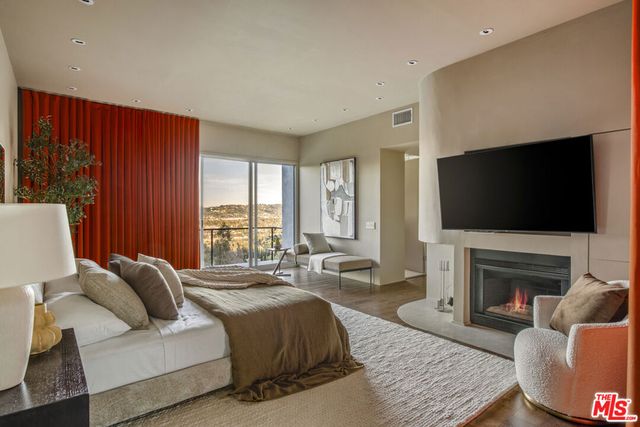 3625 Lowry Road, Los Angeles, CA 90027