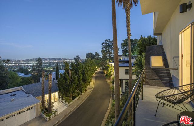 3625 Lowry Road, Los Angeles, CA 90027