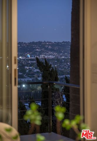 3625 Lowry Road, Los Angeles, CA 90027