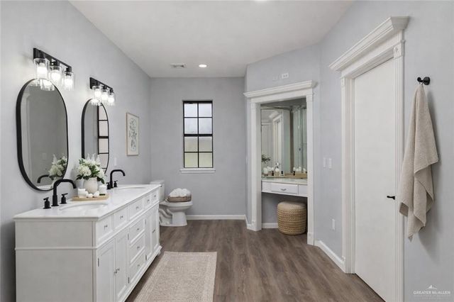 915 Durango Street, Mission, TX 78572