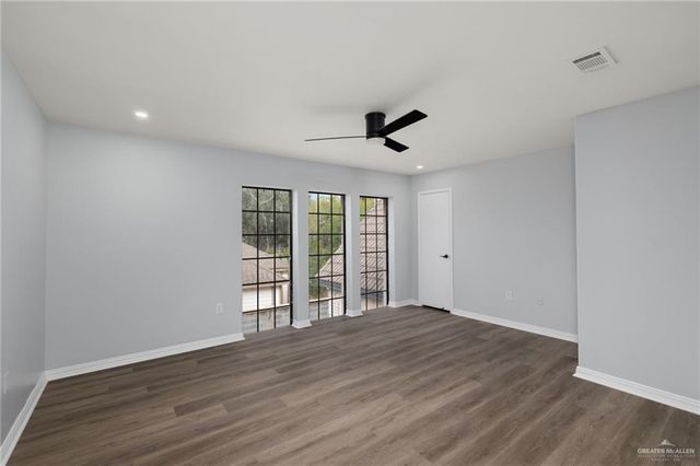 915 Durango Street, Mission, TX 78572