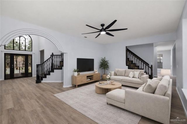 915 Durango Street, Mission, TX 78572