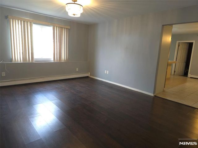 385 Westervelt Place, Lodi, NJ 07644