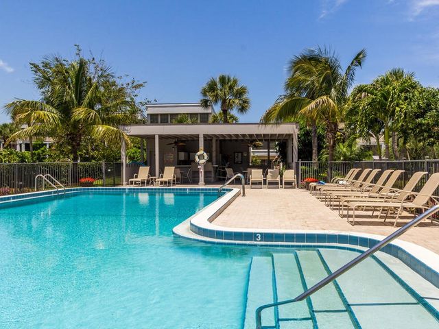 1155 Reef Road B-7, Vero Beach, FL 32963