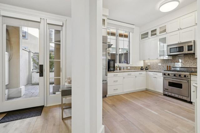 356 Santana Row 320, San Jose, CA 95128