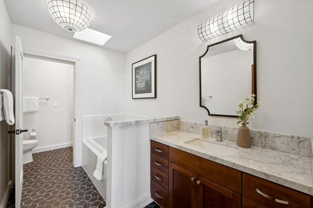 356 Santana Row 320, San Jose, CA 95128