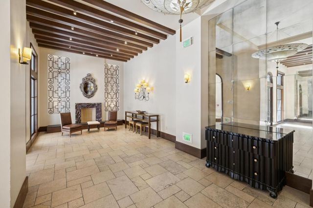 356 Santana Row 320, San Jose, CA 95128