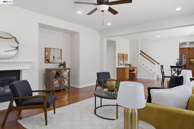 749 Ellerbrook St, Mountain House, CA 95391