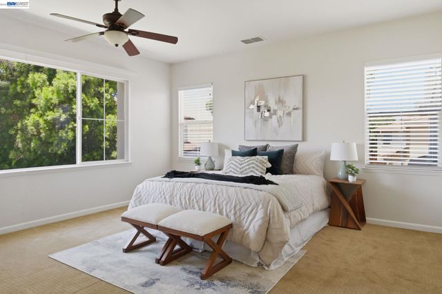 749 Ellerbrook St, Mountain House, CA 95391