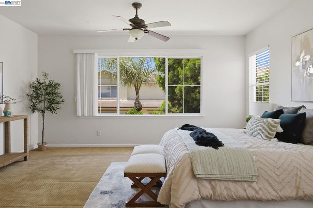 749 Ellerbrook St, Mountain House, CA 95391
