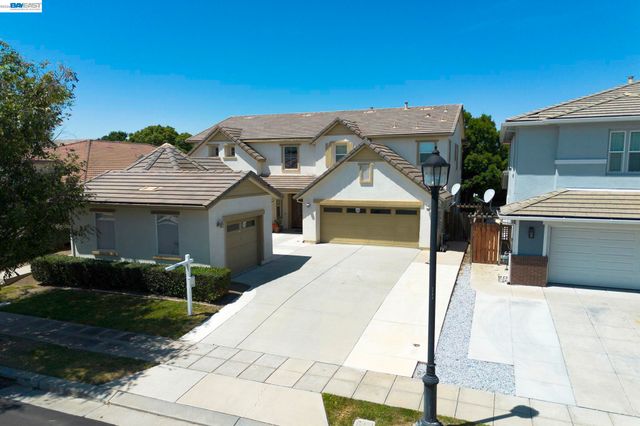 749 Ellerbrook St, Mountain House, CA 95391