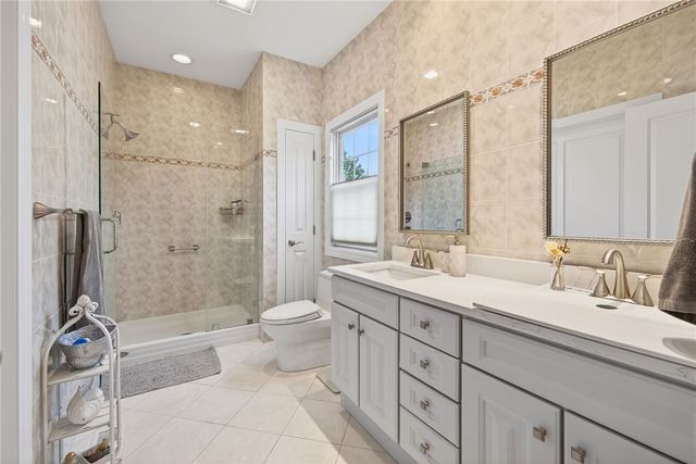 42 Peaceful Harbor Ln, Penfield, NY 14580