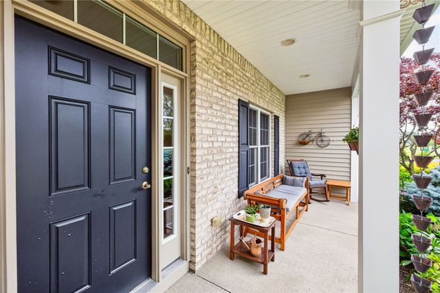 42 Peaceful Harbor Ln, Penfield, NY 14580