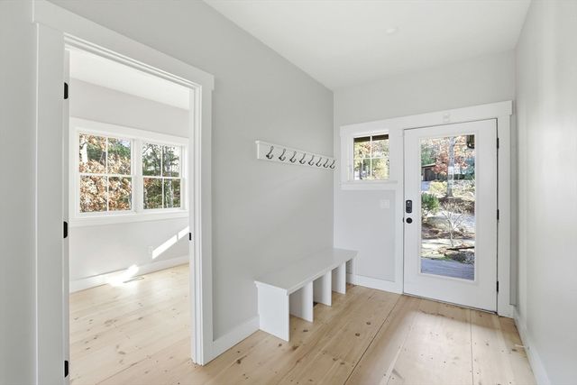 22 Hickorywood, Plymouth, MA 02360