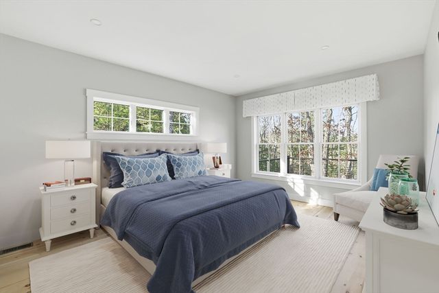 22 Hickorywood, Plymouth, MA 02360