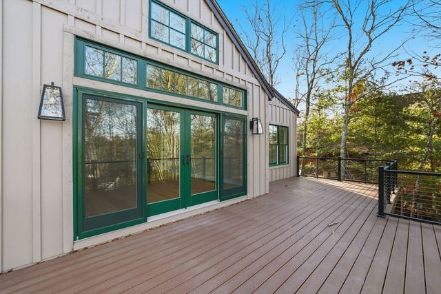 22 Hickorywood, Plymouth, MA 02360