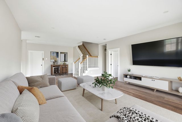 22 Hickorywood, Plymouth, MA 02360