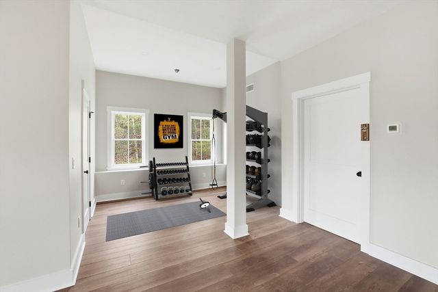 22 Hickorywood, Plymouth, MA 02360