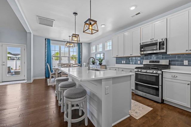 1732 Silverton WAY, Chesapeake, VA 23320