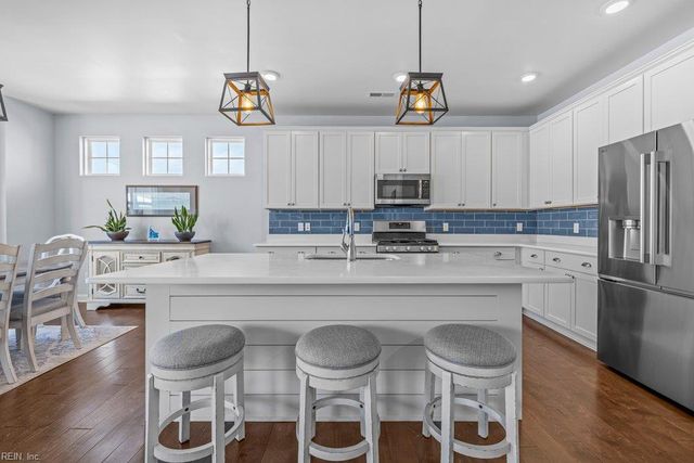 1732 Silverton WAY, Chesapeake, VA 23320