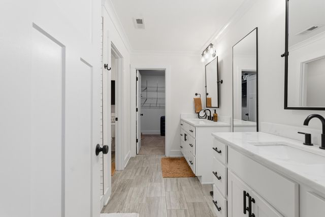 1276 Angus Trail, Lexington, KY 40509