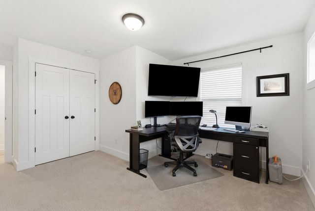 1276 Angus Trail, Lexington, KY 40509