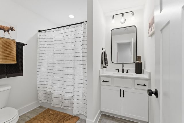 1276 Angus Trail, Lexington, KY 40509