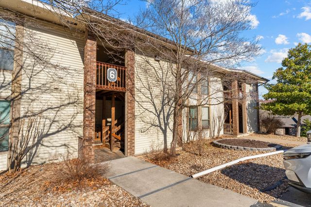 243 Clubhouse Drive Apt 14, Branson, MO 65616