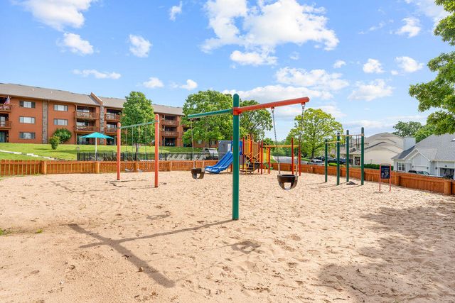 243 Clubhouse Drive Apt 14, Branson, MO 65616