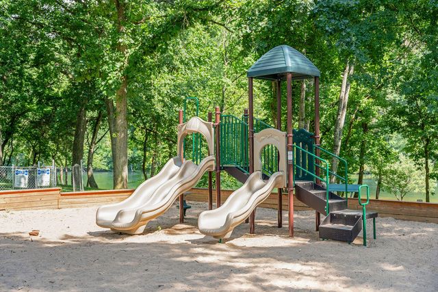 243 Clubhouse Drive Apt 14, Branson, MO 65616