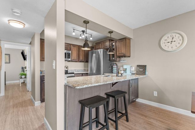 243 Clubhouse Drive Apt 14, Branson, MO 65616