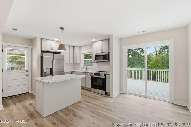 601 Bethesda Avenue, Aberdeen, NC 28315