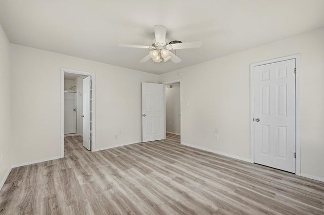 400 E Murdock Street, Collinsville, TX 76233